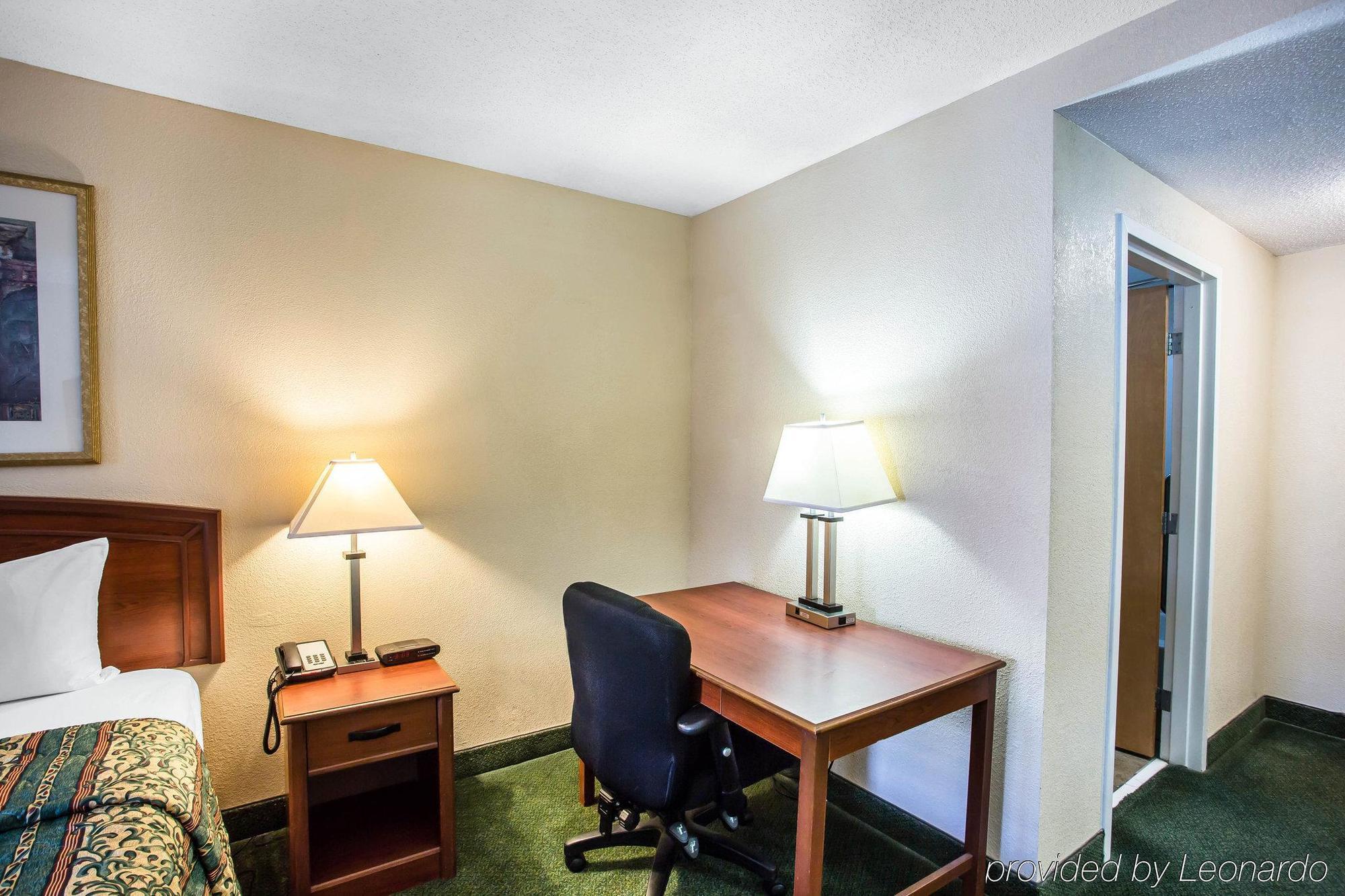 Rodeway Inn チャタヌーガ エクステリア 写真