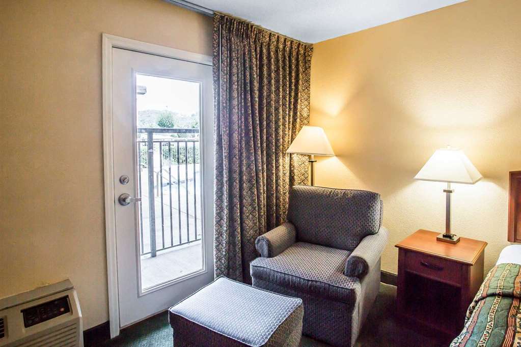 Rodeway Inn チャタヌーガ 部屋 写真
