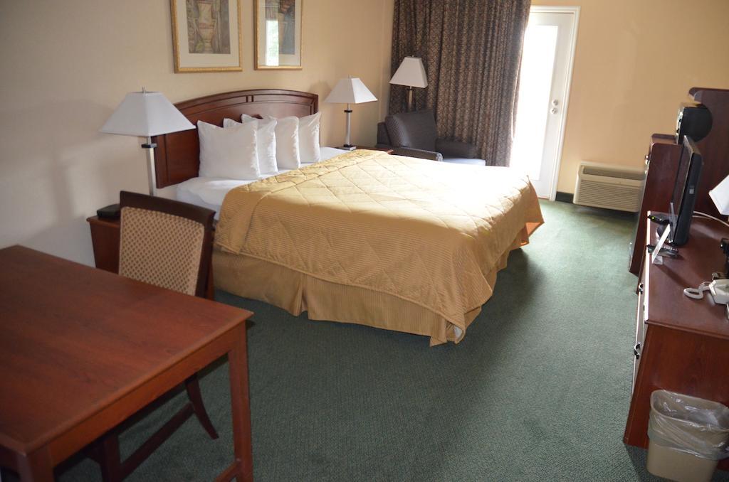 Rodeway Inn チャタヌーガ 部屋 写真